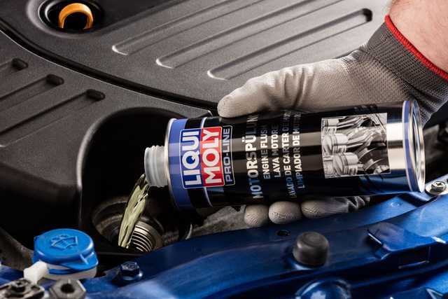 Pro-Line Engine Flush 500ml — application example 2